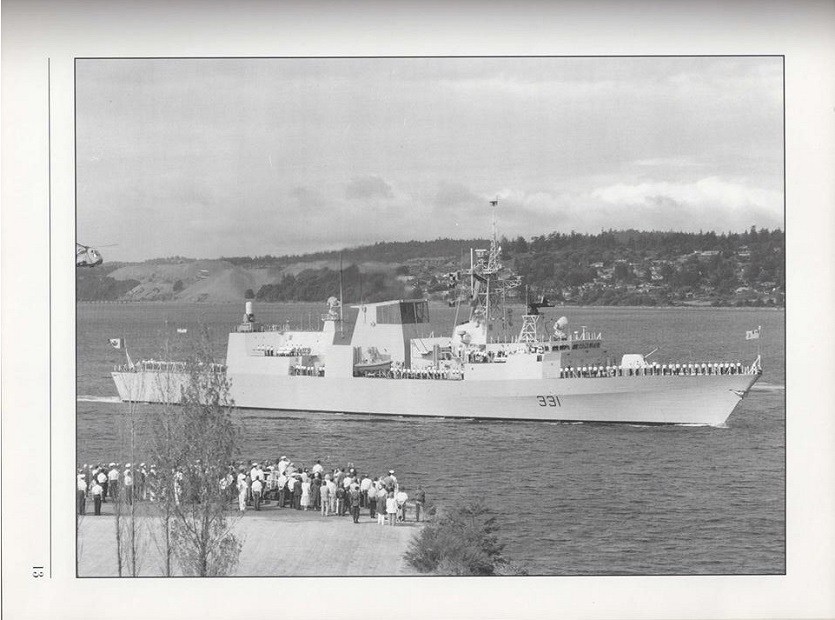 HMCS VANCOUVER COMMISSIONING BOOKLET - PAGE 13